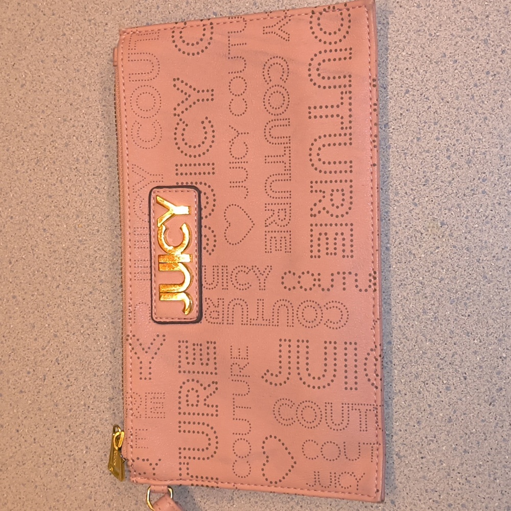 Juicy Couture Brand Light Pink Wristlet-NWOT - Picture 1 of 12